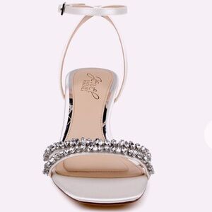 Badgley Mischa ‘Nayla’ Bejeweled Kitten Heels Dust bag & Box Size 39 EUC